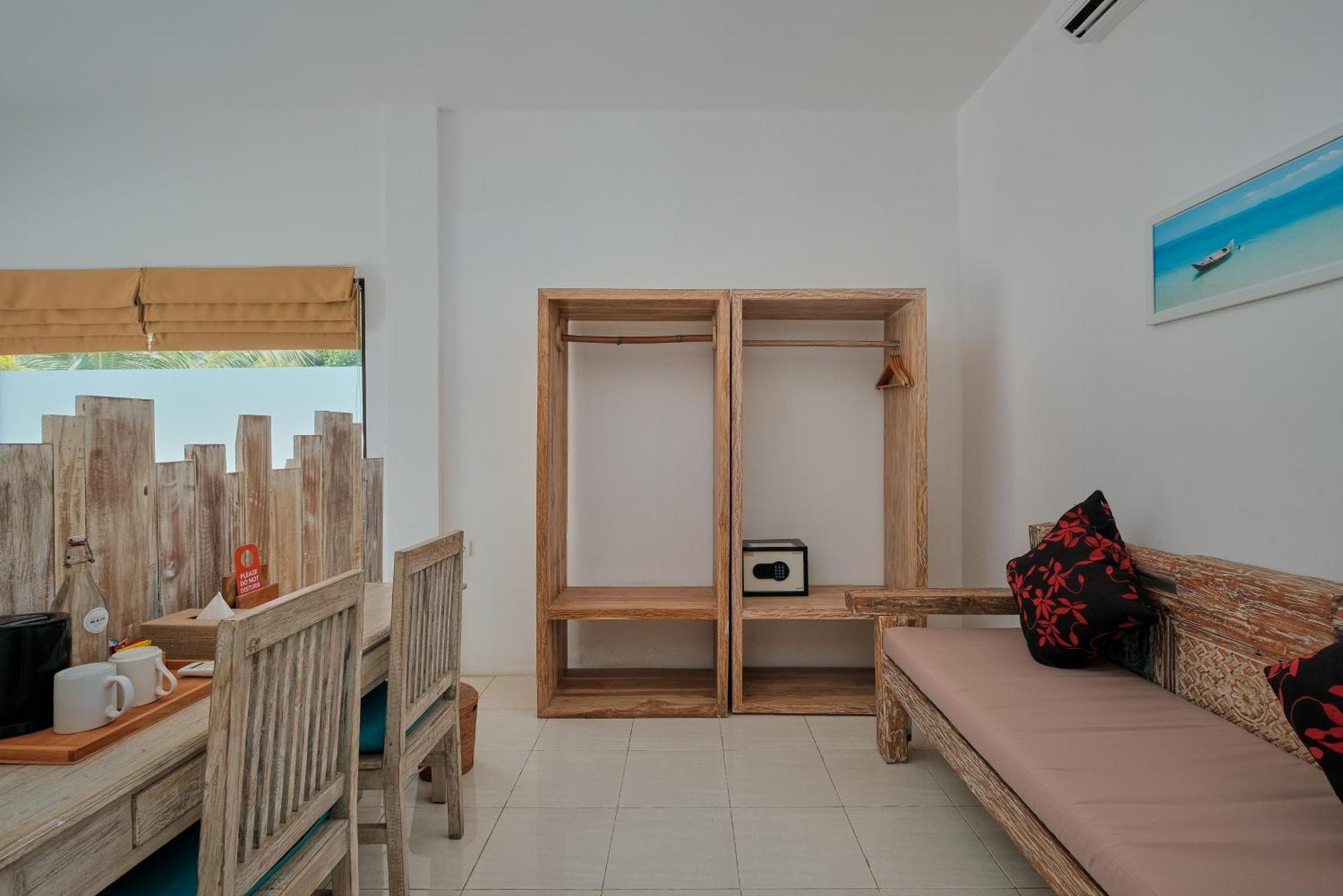 Jereweh Myamo Beach Lodge מראה חיצוני תמונה